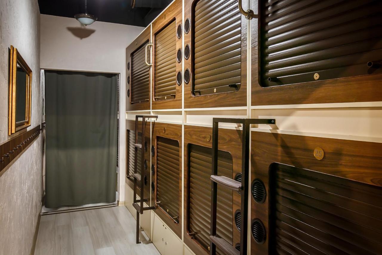 Capsule Hotel Interqube Tretyakovskaya Moscow Ngoại thất bức ảnh