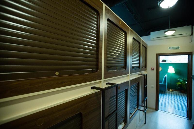 Capsule Hotel Interqube Tretyakovskaya Moscow Ngoại thất bức ảnh