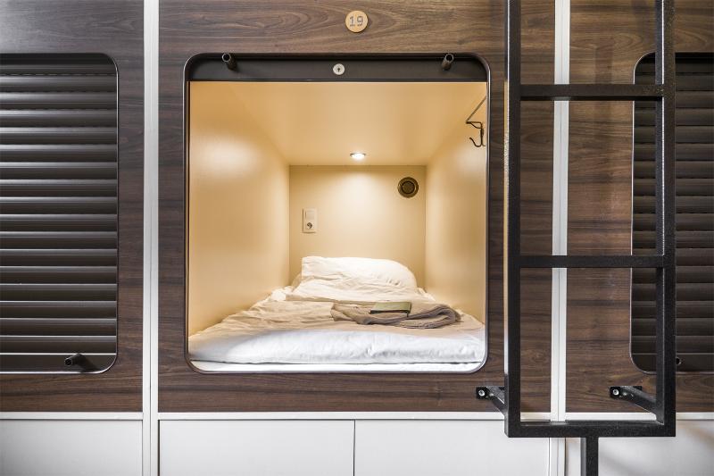 Capsule Hotel Interqube Tretyakovskaya Moscow Ngoại thất bức ảnh